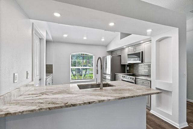 1374 SE Concha Street, Port St Lucie, FL 34983