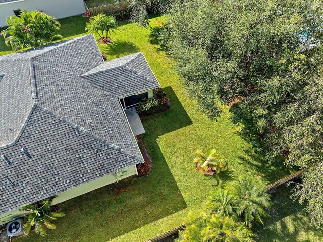 1374 SE Concha Street, Port St Lucie, FL 34983