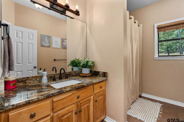 1301 & 1285 S Lake, Gladewater, TX 75647