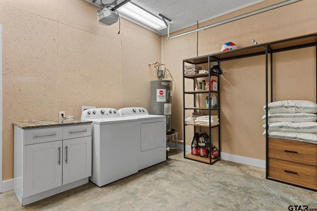 1301 & 1285 S Lake, Gladewater, TX 75647