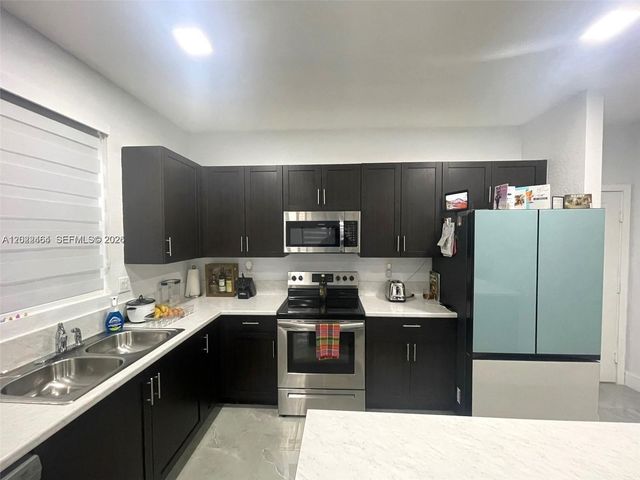 13413 SW 284th Ter, Homestead, FL 33033