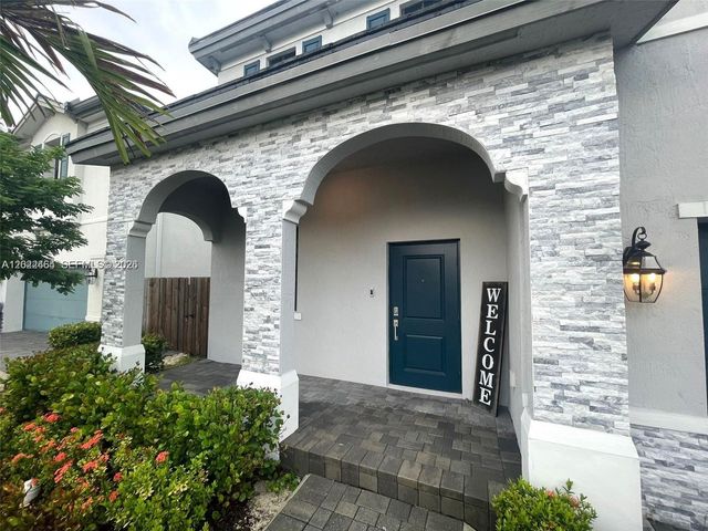 13413 SW 284th Ter, Homestead, FL 33033