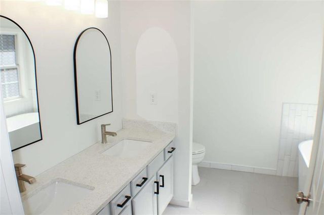 1060 Grace Drive, Lawrenceville, GA 30043