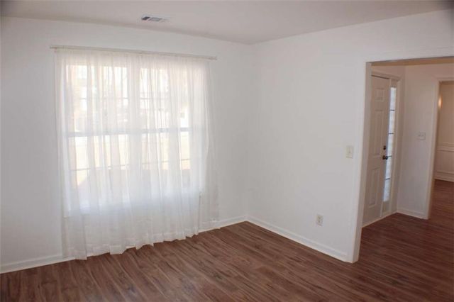 1060 Grace Drive, Lawrenceville, GA 30043