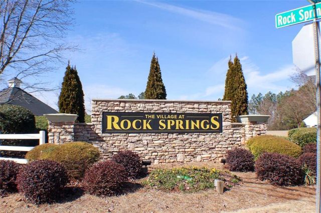 1060 Grace Drive, Lawrenceville, GA 30043