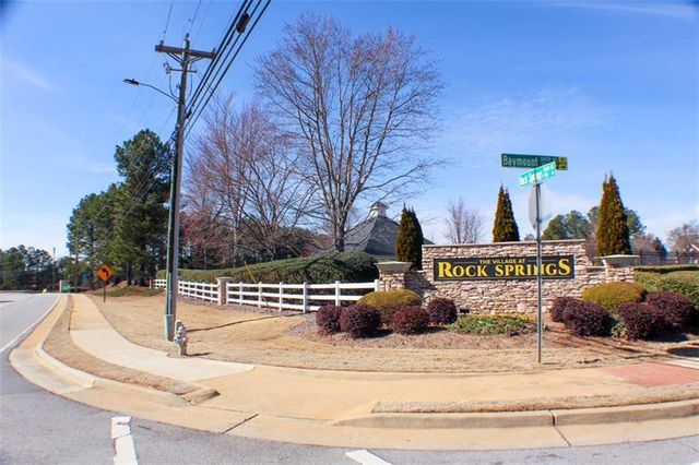 1060 Grace Drive, Lawrenceville, GA 30043