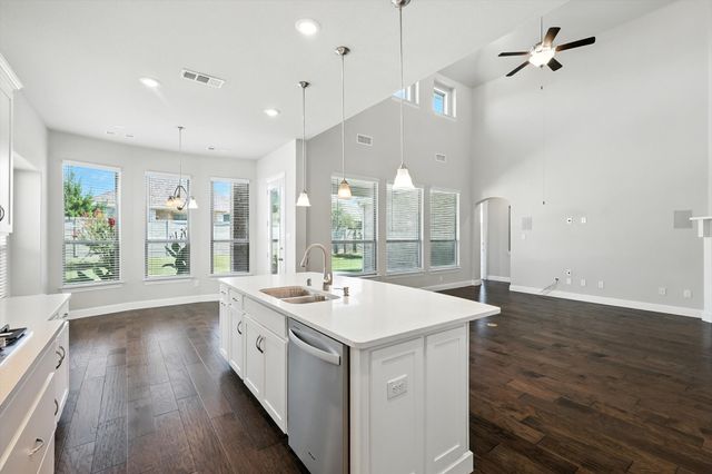 1208 13th Street, Argyle, TX 76226