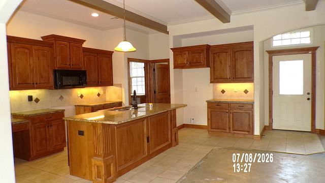 1850 S LARK CT, Wichita, KS 67209