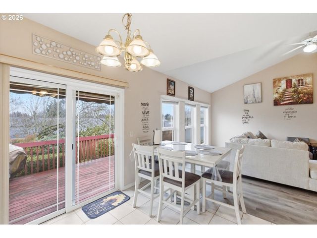 1757 LAMBERT St Nw, Salem, OR 97304