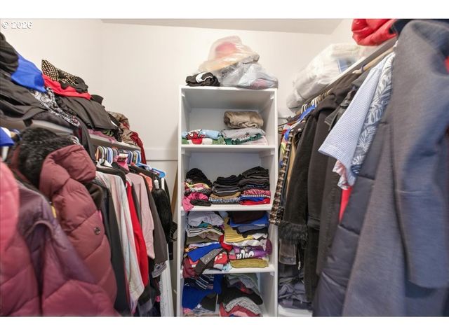 1757 LAMBERT St Nw, Salem, OR 97304