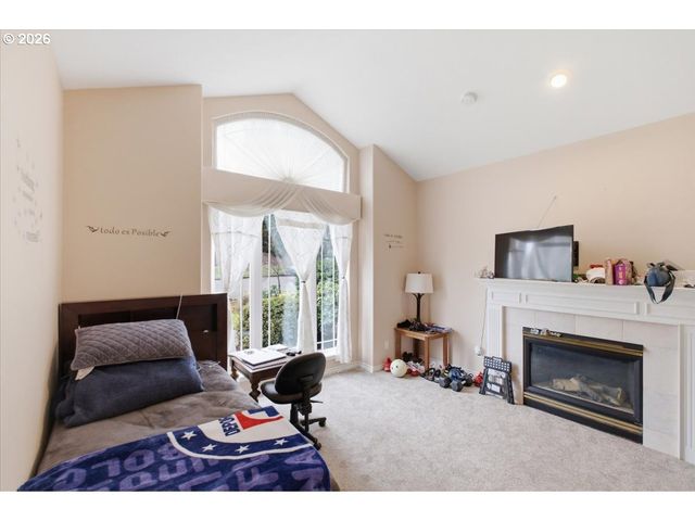 1757 LAMBERT St Nw, Salem, OR 97304