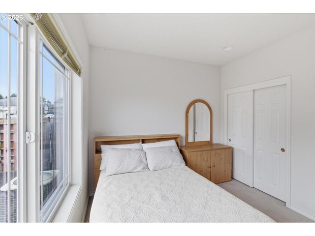 1757 LAMBERT St Nw, Salem, OR 97304