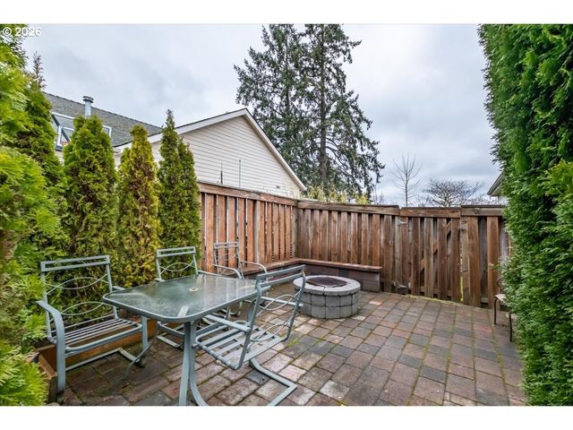 1757 LAMBERT St Nw, Salem, OR 97304