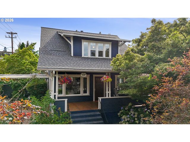 620 12TH St, Oregon City, OR 97045