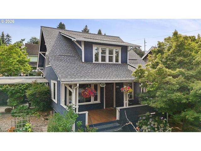 620 12TH St, Oregon City, OR 97045