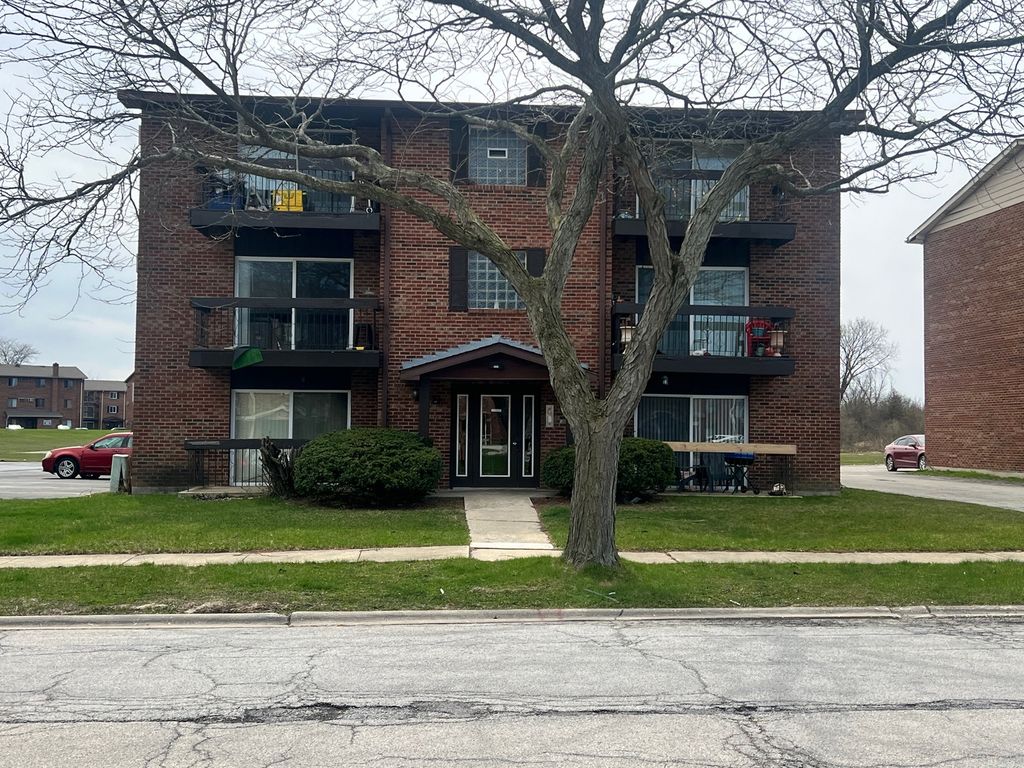 4559 Heartland Drive, Richton Park, IL 60471