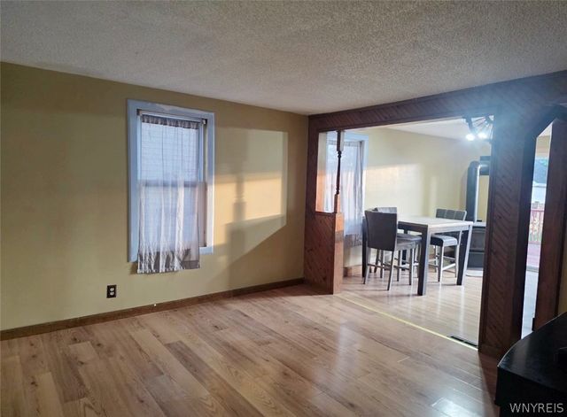80 Midland Drive, Cheektowaga, NY 14225