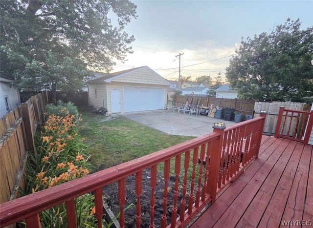 80 Midland Drive, Cheektowaga, NY 14225