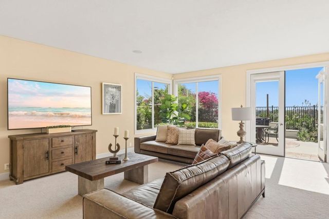 6223 Paseo Colina, Carlsbad, CA 92009