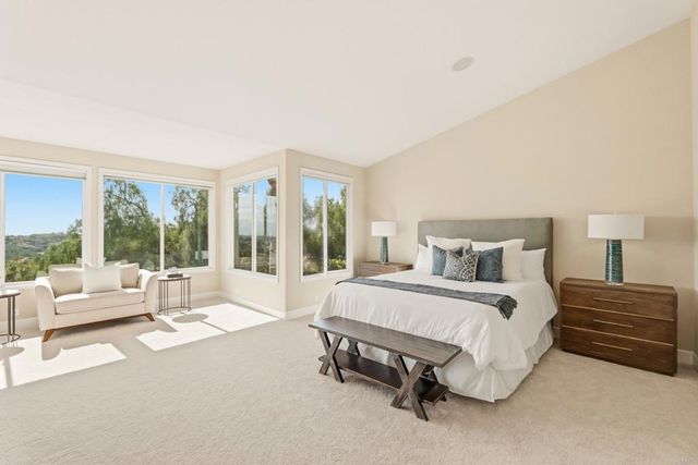 6223 Paseo Colina, Carlsbad, CA 92009