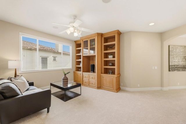 6223 Paseo Colina, Carlsbad, CA 92009