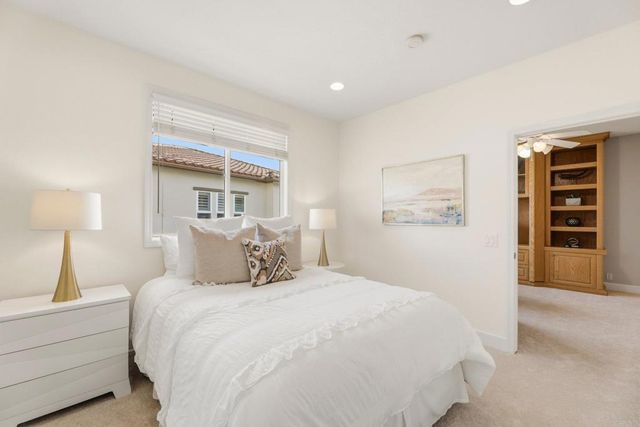6223 Paseo Colina, Carlsbad, CA 92009