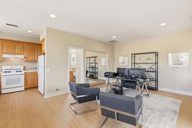 6223 Paseo Colina, Carlsbad, CA 92009