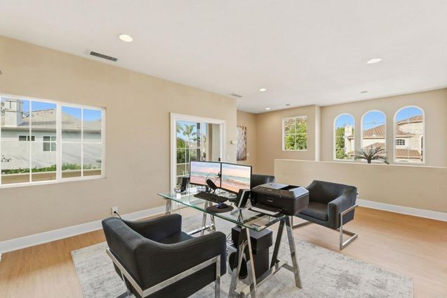 6223 Paseo Colina, Carlsbad, CA 92009
