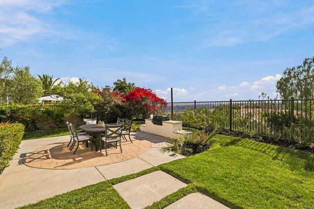 6223 Paseo Colina, Carlsbad, CA 92009