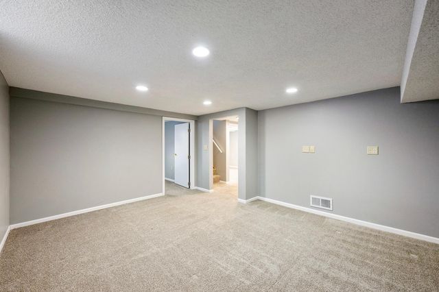 8405 Wentworth Avenue S, Bloomington, MN 55420