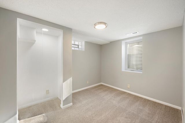 8405 Wentworth Avenue S, Bloomington, MN 55420