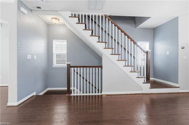 9518 3rd Bay St Unit 117, Norfolk, VA 23518