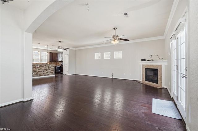 9518 3rd Bay St Unit 117, Norfolk, VA 23518