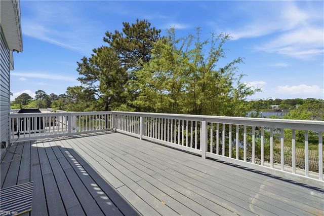 9518 3rd Bay St Unit 117, Norfolk, VA 23518