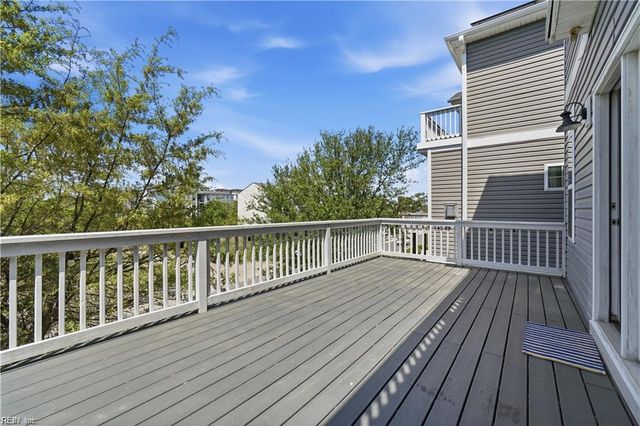 9518 3rd Bay St Unit 117, Norfolk, VA 23518