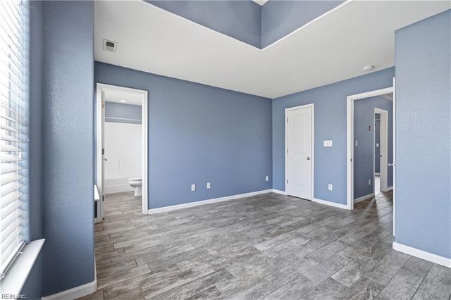 9518 3rd Bay St Unit 117, Norfolk, VA 23518