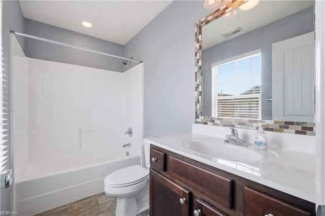 9518 3rd Bay St Unit 117, Norfolk, VA 23518