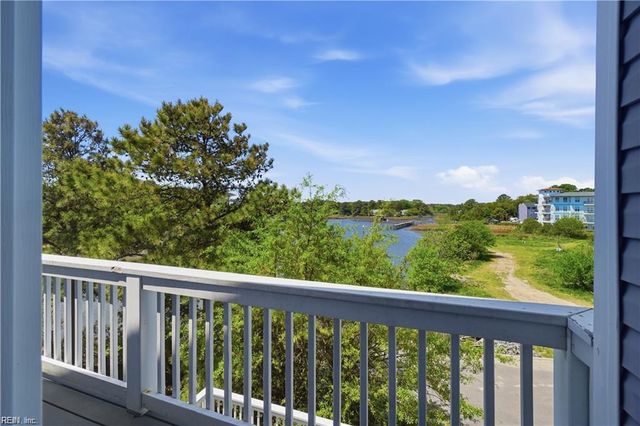 9518 3rd Bay St Unit 117, Norfolk, VA 23518