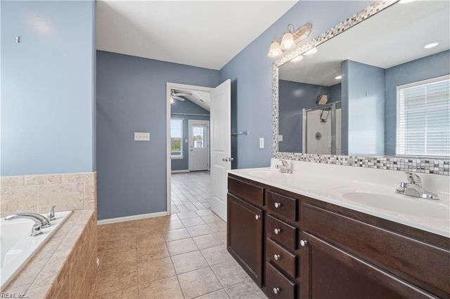 9518 3rd Bay St Unit 117, Norfolk, VA 23518