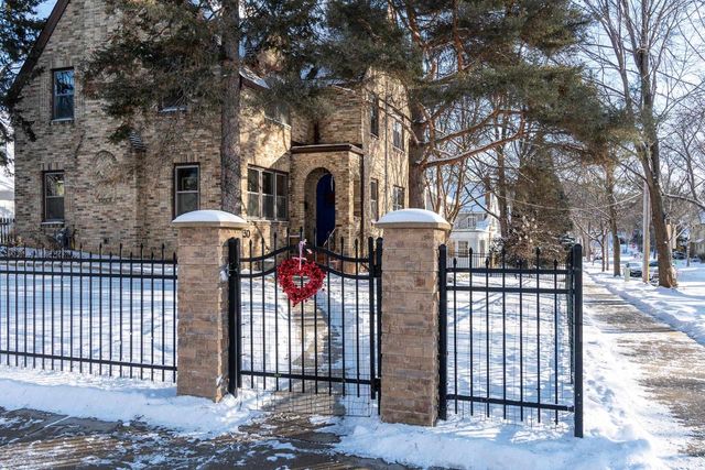 2230 Chadbourne Avenue, Madison, WI 53726