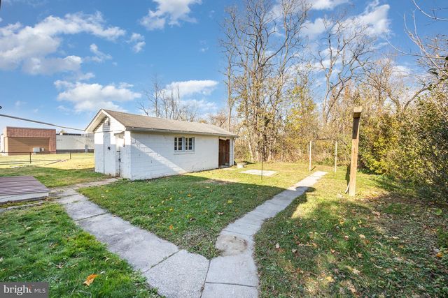 735 W MAIN ST, Annville, PA 17003