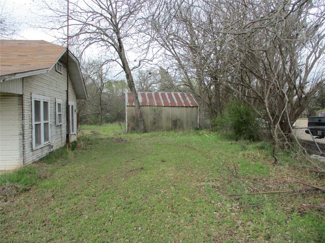 522 E QUITMAN Street, Emory, TX 75440