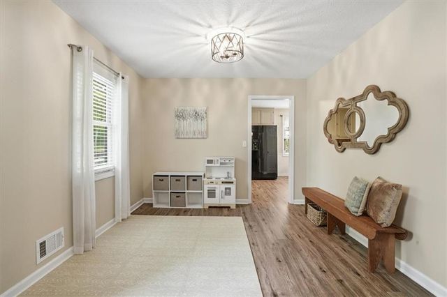 271 Deidra Drive SE, Mableton, GA 30126
