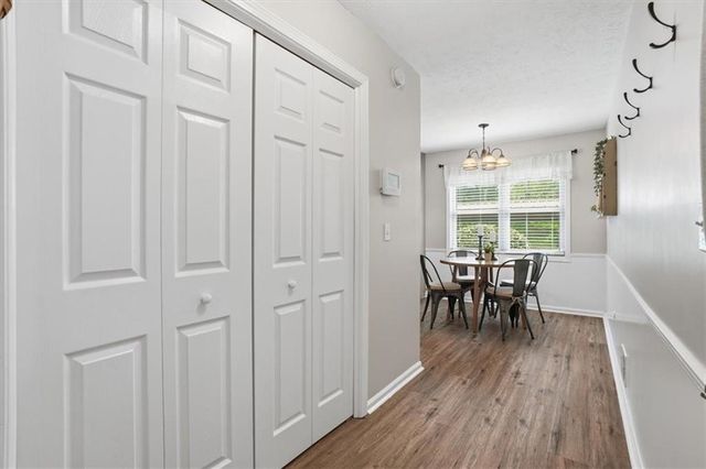 271 Deidra Drive SE, Mableton, GA 30126