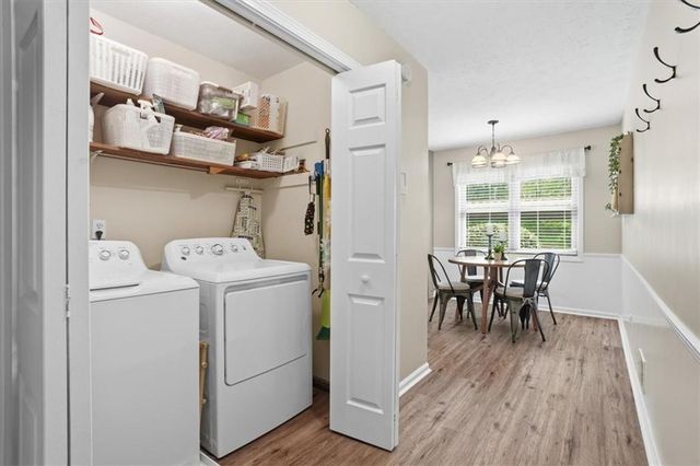 271 Deidra Drive SE, Mableton, GA 30126