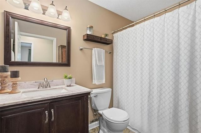 271 Deidra Drive SE, Mableton, GA 30126