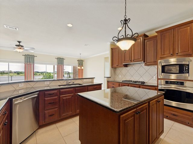 1457 Harbor Springs Drive, Frisco, TX 75036