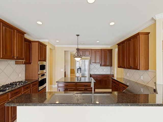 1457 Harbor Springs Drive, Frisco, TX 75036