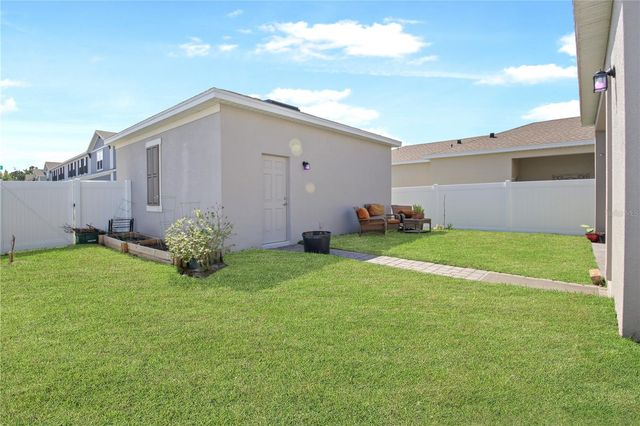 646 KIMBER, Debary, FL 32713