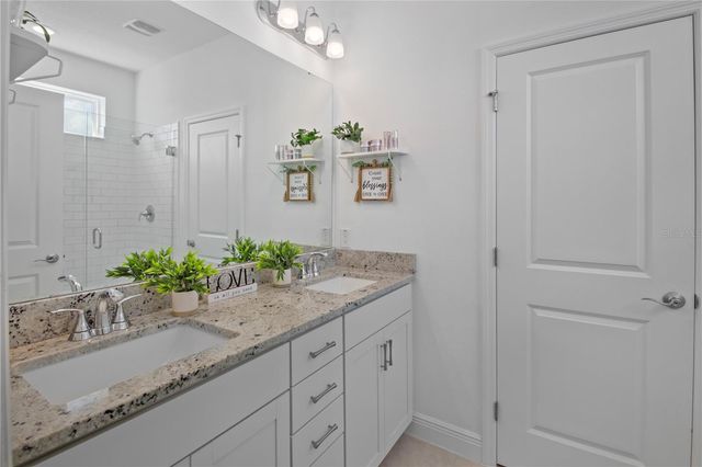 646 KIMBER, Debary, FL 32713